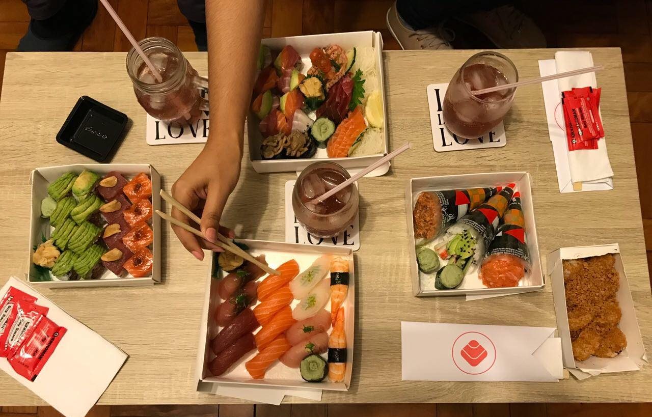 Sushi Beta delivery de comida japonesa